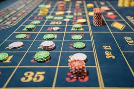 Sweet Bonanza — သကြားလုံးများ Cascade ကျပြီး Free Spins ရသောဂိမ်း